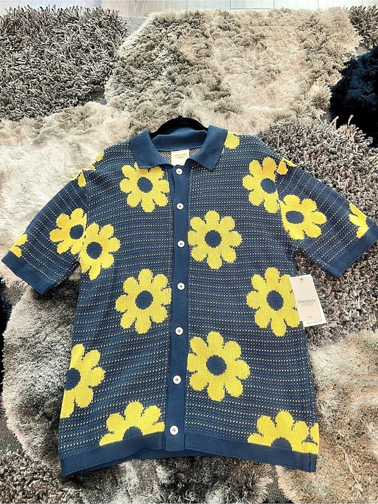 Massive Luxury Other - MASSIVE LUXURY Knit Crochet Floral Polo in Blue & Yellow NWT